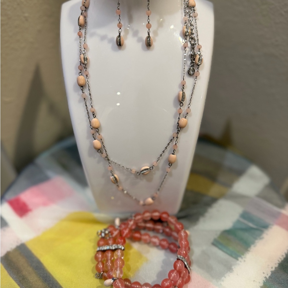 CABI Delicate Pink Bead Layered Necklace & Earrings Set plus Bracelet